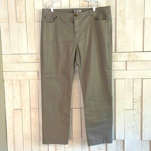 JLo Stretch Shimmer Jeans